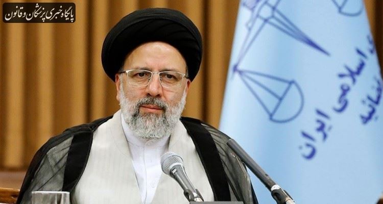 دادستانها به هیچ عنوان به محتکران و اخلالگران در نظام عرضه کالاهای پزشکی رحم نکنند دادستانها به هیچ عنوان به محتکران و اخلالگران در نظام عرضه کالاهای پزشکی رحم نکنند