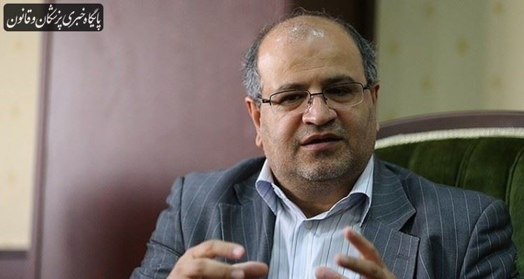 پسماندهای پراکنده در سطح معابر و خیابانها باعث آلودگی مناطق میشود پسماندهای پراکنده در سطح معابر و خیابانها باعث آلودگی مناطق میشود