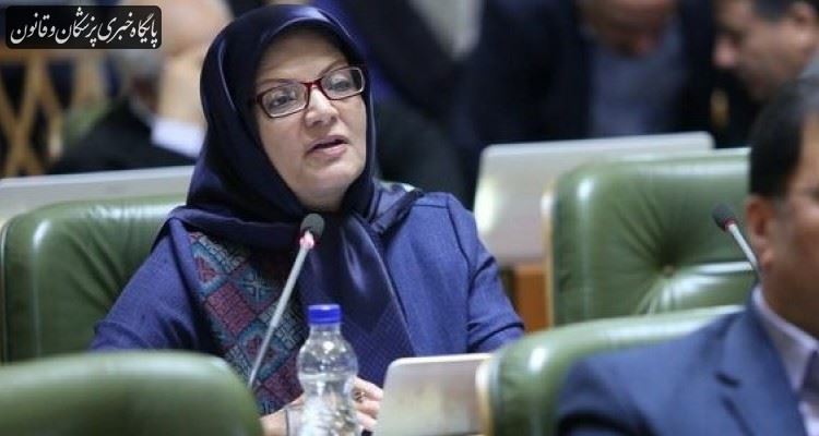 نباید وزارت بهداشت را در این شرایط حساس تنها گذاشت نباید وزارت بهداشت را در این شرایط حساس تنها گذاشت