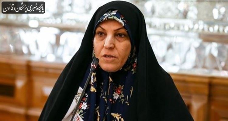 آیا کارمندان و کارگران رویینتن هستند؟ آیا کارمندان و کارگران رویینتن هستند؟