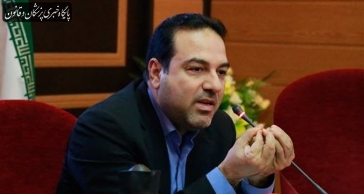 ضرورت در خانه ماندن و عدم سفرهای درون شهری و برون شهری با توجه به شیوع ویروس کرونا ضرورت در خانه ماندن و عدم سفرهای درون شهری و برون شهری با توجه به شیوع ویروس کرونا