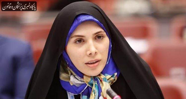 دولت باید در اقدامی قاطع شهرهای پرخطر را دستکم تا پنجم فروردینماه تعطیل اعلام کند دولت باید در اقدامی قاطع شهرهای پرخطر را دستکم تا پنجم فروردینماه تعطیل اعلام کند