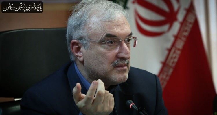 عدهای در داخل کشور خودزنی میکنند عدهای در داخل کشور خودزنی میکنند