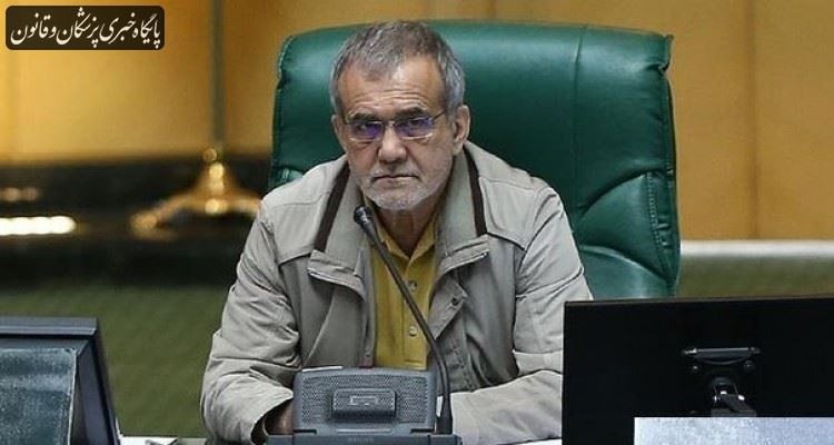 اگر یک ماه با قدرت عمل کنیم میتوانیم ویروس کرونا را زمینگیر کنیم اگر یک ماه با قدرت عمل کنیم میتوانیم ویروس کرونا را زمینگیر کنیم