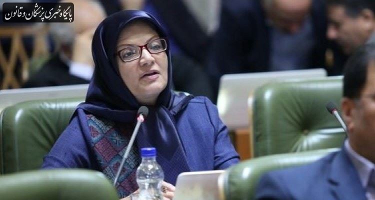 در روزهای اوج کرونا، روزانه بیش از ۱۰۰ مورد مرگ در تهران اتفاق می‌افتاد