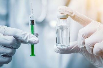انجام آزمایش واکسن ویروس کرونا بر روی انسان ۲ ماه زودتر