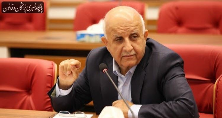 قطعه قطعه کردن بیمارستان و برونسپاری آن نیز مشکلی را حل نمیکند قطعه قطعه کردن بیمارستان و برونسپاری آن نیز مشکلی را حل نمیکند