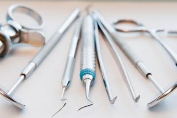 تمدید مهلت ثبت نام آزمون دانشنامه و گواهینامه دندانپزشکی