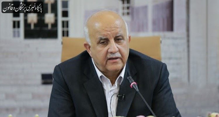 با برونسپاری بخشهای بیمارستانی به شدت مخالفم با برونسپاری بخشهای بیمارستانی به شدت مخالفم