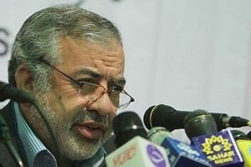 درج داروهای کمیاب در نسخه‌ها، پای بیماران را به ناصر خسرو می‌کشاند