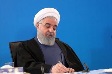 تشکر از زحمات کسانی که با تمام توان برای مقابله موثر با شیوع کرونا تلاش کرده‌اند
