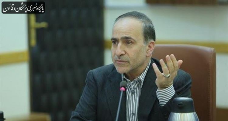 میزان واکسنهای وارداتی برای کادر درمان کفایت نمیکند میزان واکسنهای وارداتی برای کادر درمان کفایت نمیکند
