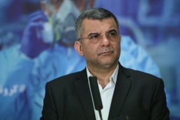 در واکسیناسیون کرونا ژن خوب و آقازاده نداریم
