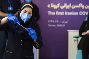 تا پایان تابستان ۵۰ میلیون دز واکسن تحویل ملت ایران خواهیم داد