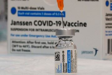 احتمال بروز واکنش های اضطرابی با تزریق واکسن جانسون اند جانسون