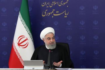 نیازمند واکسن خارجی هستیم و نباید منتظر واکسن داخلی بمانیم