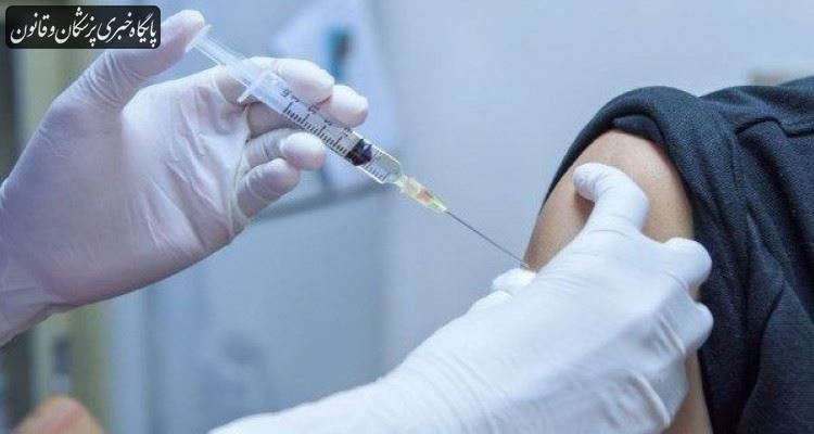 واکسیناسیون بیماران خاص، پیوندی و سرطانی بر اساس دستورالعمل وزارت بهداشت انجام می شود