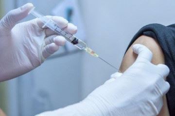 راهکارهای تغذیه‌ای برای مقابله با برخی عوارض احتمالی ناشی از واکسیناسیون