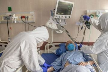 توضیح وزارت بهداشت درباره خبر "فاجعه کمبود پرستار در پیک پنجم کرونا"
