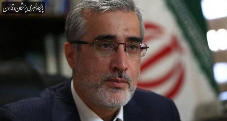 بازدید رئیس سازمان غذا و دارو از مناطق سیل زده کرمانشاه و لرستان بازدید رئیس سازمان غذا و دارو از مناطق سیل زده کرمانشاه و لرستان