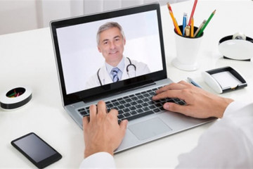 در پزشکی آنلاین ممکن است حقوق پزشک و بیمار به خطر بیفتد