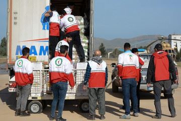 توزیع کمک‌های بشردوستانه ۳ کشور در مناطق سیل‌زده