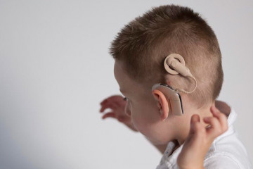 سالانه بیش از یک هزار پروتز برای کودکان ناشنوا تامین می‌شود
