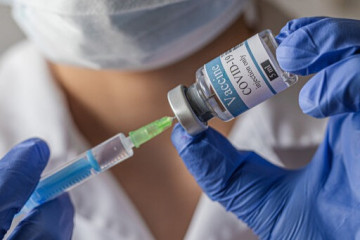 واکسن رازی کووپارس بهترین گزینه برای تزریق دز یادآور است