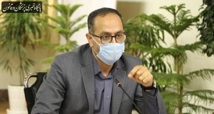 پرداخت به موقع حقوق و مزایای کارکنان نظام سلامت از اولویت های وزارت بهداشت