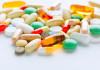 واردات دارو راه حلی برای جبران کمبود دارویی کشور است