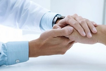 اهمیت حفظ حریم شخصی بیمار و رعایت اصل محرمانگی در ویزیت بیماران