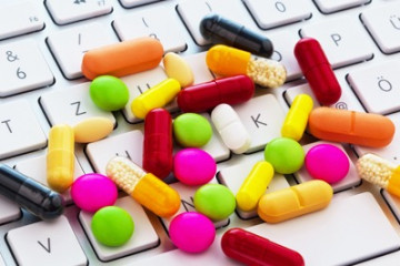 فروش آنلاین داروهای شیمیایی تخلف است