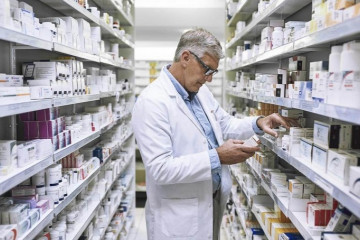 مطالبات بهمن داروخانه‌های طرف قرارداد سازمان بیمه سلامت پرداخت شد