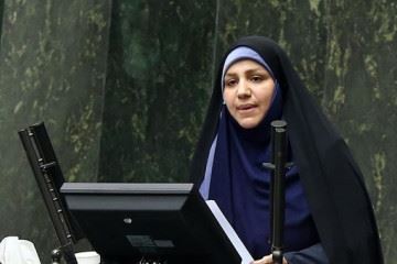 وزارتخانه‌های بهداشت و تعاون در قالب تفاهم‌نامه‌ای مشکل درمان کارگران را حل کنند