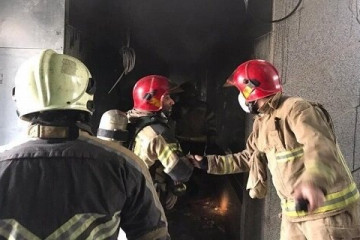 آتش‌سوزی در یک کلینیک درمانی در چهارراه ولیعصر تهران