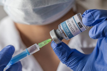 موج تازه کرونا در اروپا و آغاز واکسیناسیون