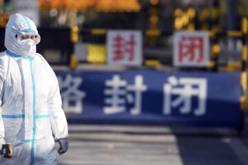 مقامات چین: شیوع بیماری‌ تنفسی ناشی از آنفلوآنزا و سایر عوامل بیماری‌زا است