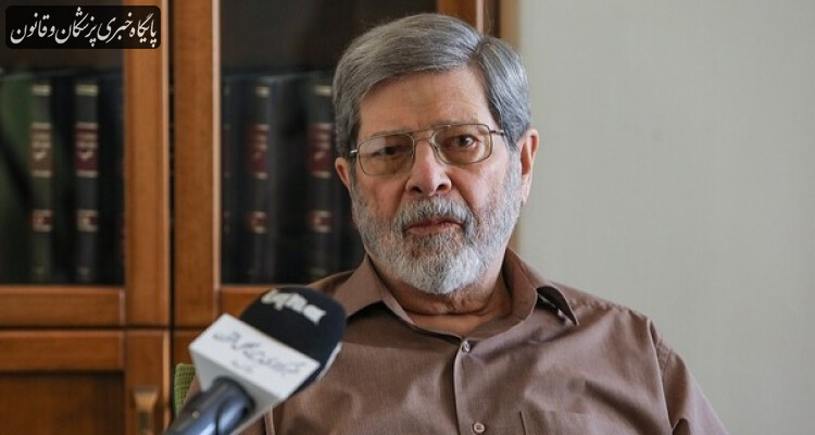 می خواهند طب نوین را مقابل طب سنتی قرار دهند می خواهند طب نوین را مقابل طب سنتی قرار دهند