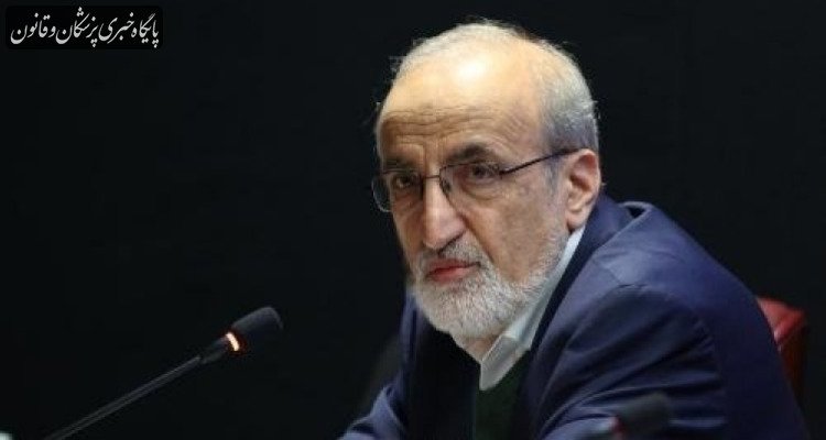 عدم موافقت وزارت بهداشت با بازنشستگی رضا ملک زاده عدم موافقت وزارت بهداشت با بازنشستگی رضا ملک زاده