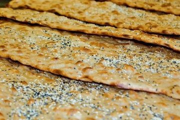 استفاده از جوش شیرین در فرآوری خمیر نان ممنوع است
