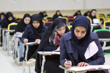 وزارت بهداشت بی توجه به کارزار ۲۲۰۰ امضایی معترضان