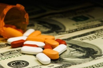 کاهش سهم ۳ هلدینگ دارویی در بازار دارو از ۷۵ درصد به ۲۵ درصد