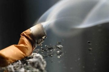 استعمال دخانیات ریسک ابتلا به سرطان را افزایش می دهد