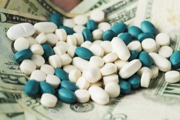 ریشه افزایش قیمت دارو در اقتصاد و تورم کشور