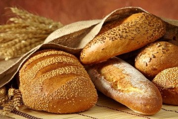 مرگ سالانه ۶۰ هزار نفر به دلیل فقدان مصرف نان کامل