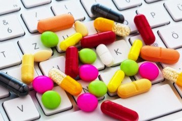 فروش اینترنتی دارو از بهار ۱۴۰۴ کلید می خورد