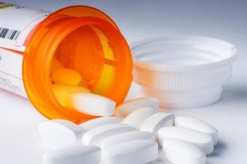 چالش ممنوعیت تجویز دارو با نام تجاری در ایران