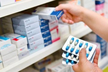 تشدید نظارت‌های نوروزی بر داروخانه‌های کشیک و مراکز عرضه مواد غذایی