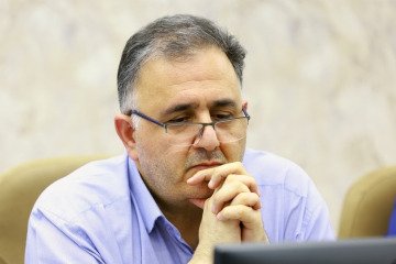 دستمزد عادلانه، مطالبه‌ای به حق برای حفظ کرامت جامعه پزشکی است