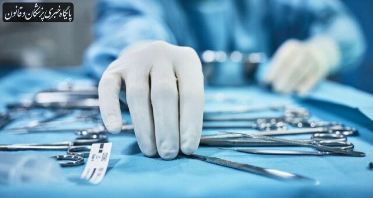 جراحان با برداشتن تومور نخاعی از طریق چشم یک بیمار، تاریخساز شدند جراحان با برداشتن تومور نخاعی از طریق چشم یک بیمار، تاریخساز شدند